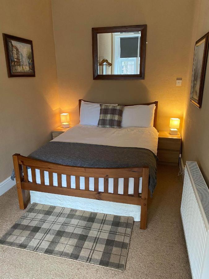Roy Place Gdn Apartment Campbeltown Esterno foto