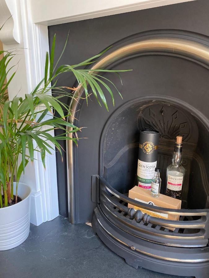 Roy Place Gdn Apartment Campbeltown Esterno foto